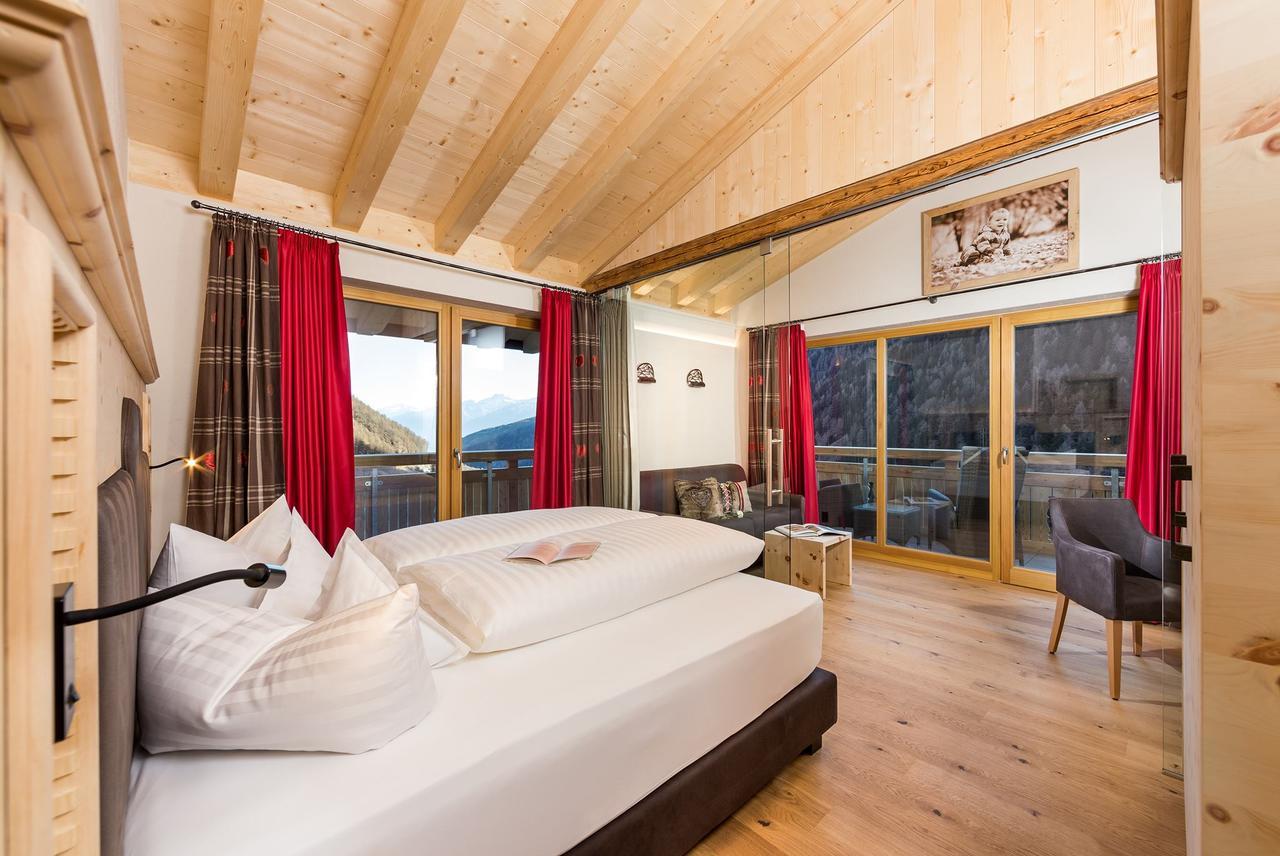 Hotel Anigglhof Malles Venosta Esterno foto